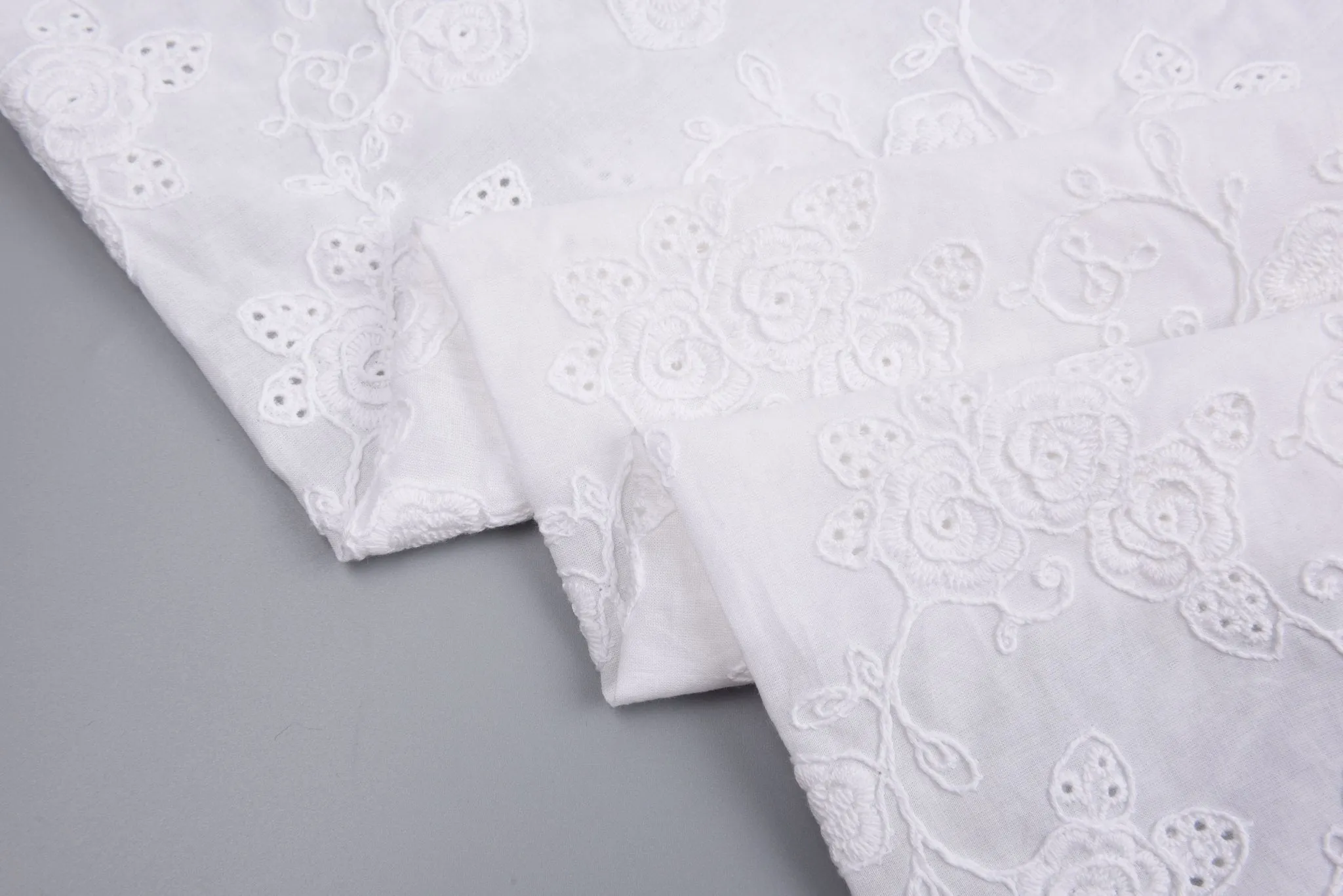 100% Cotton 3D Eyelet Embroidery White Fabric -GK- 6230