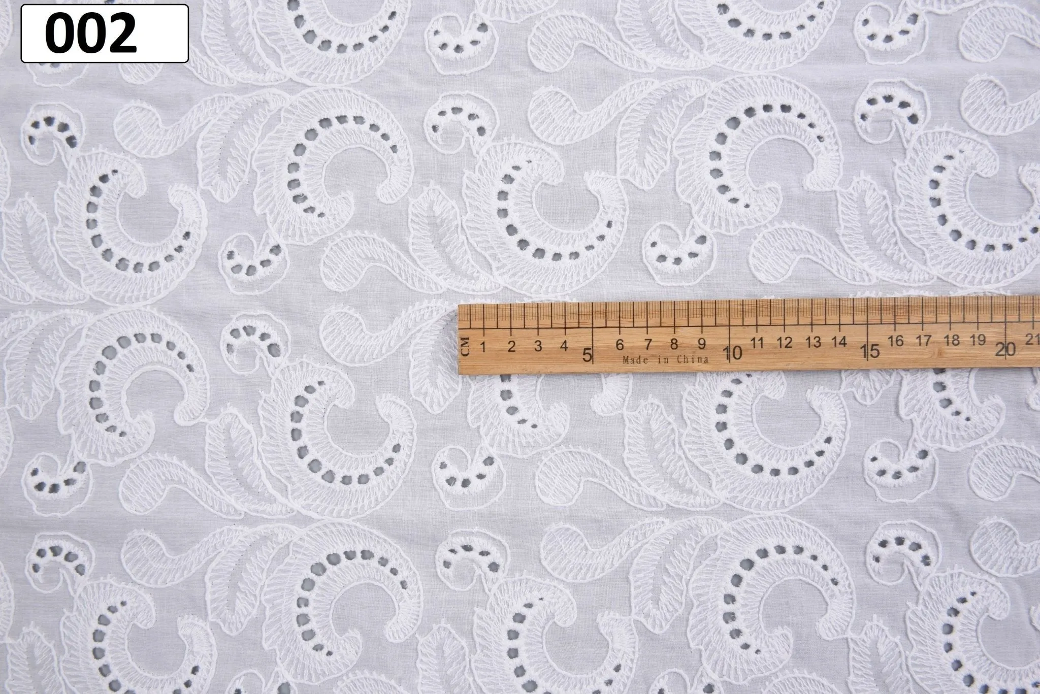 100% Cotton 3D Eyelet Embroidery White Fabric -GK- 6230