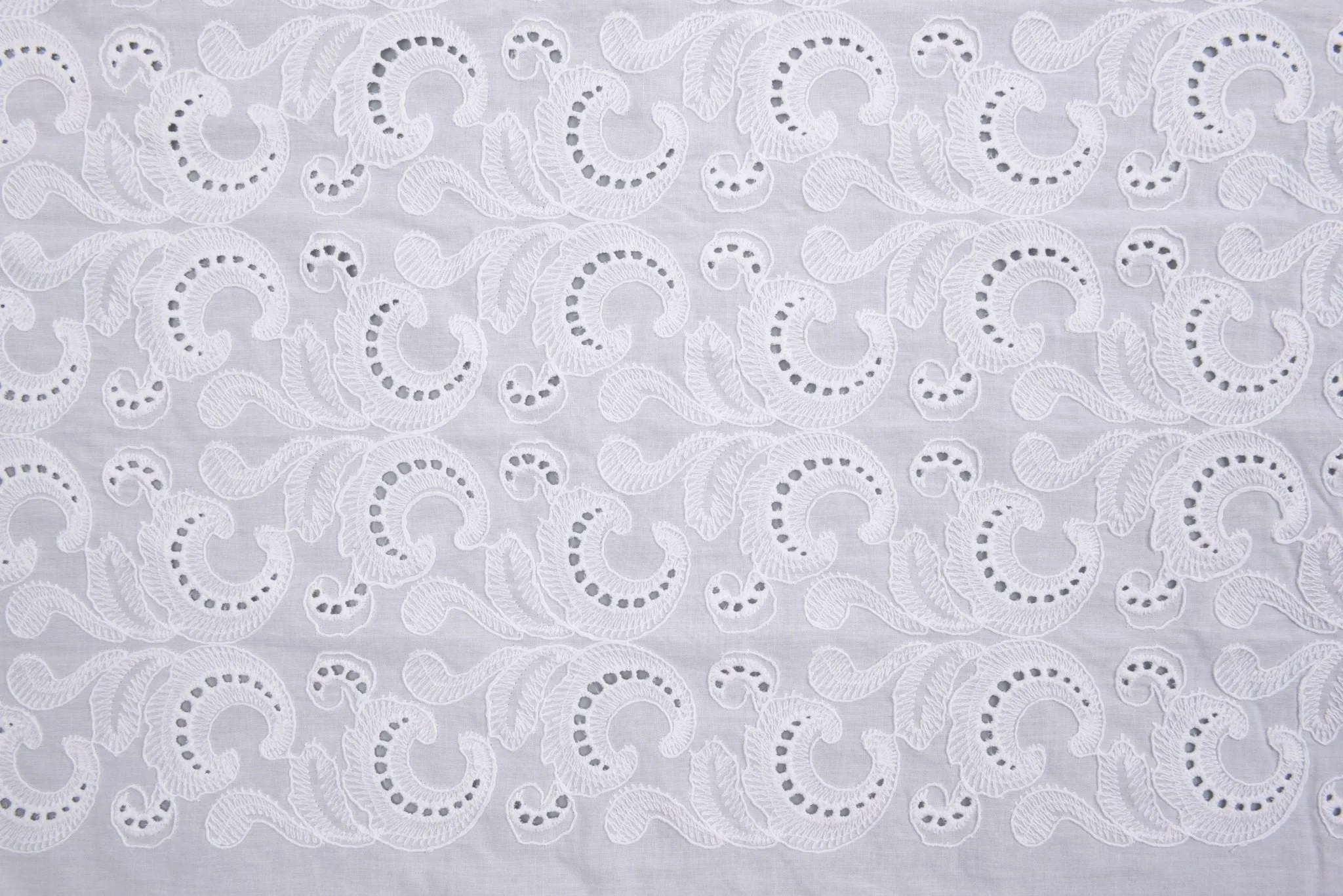 100% Cotton 3D Eyelet Embroidery White Fabric -GK- 6230