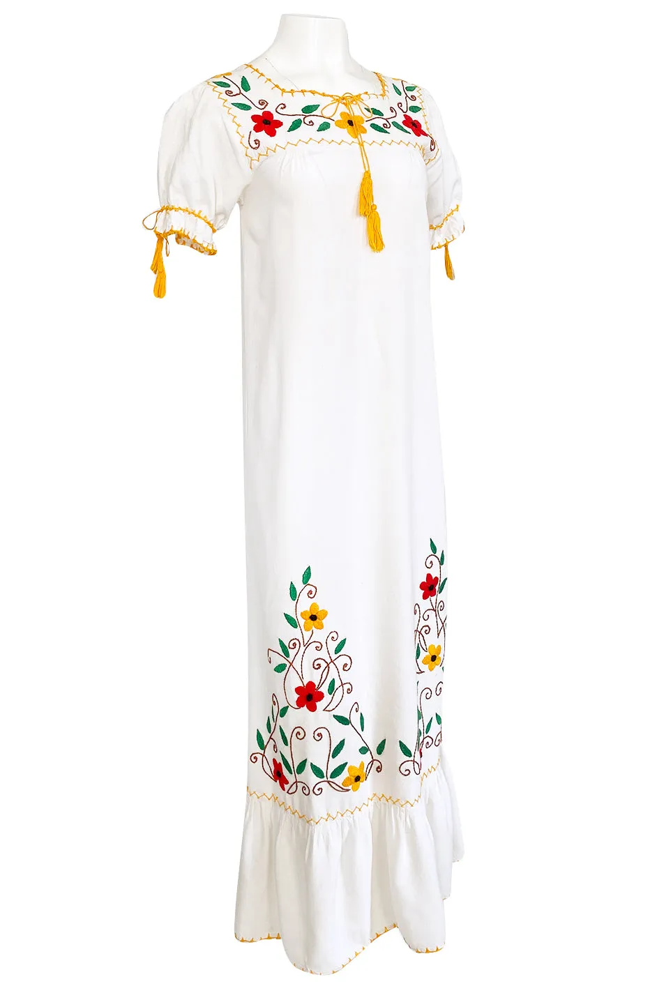 1950s Handmade Mexican Floral Embroidered White Cotton Dress