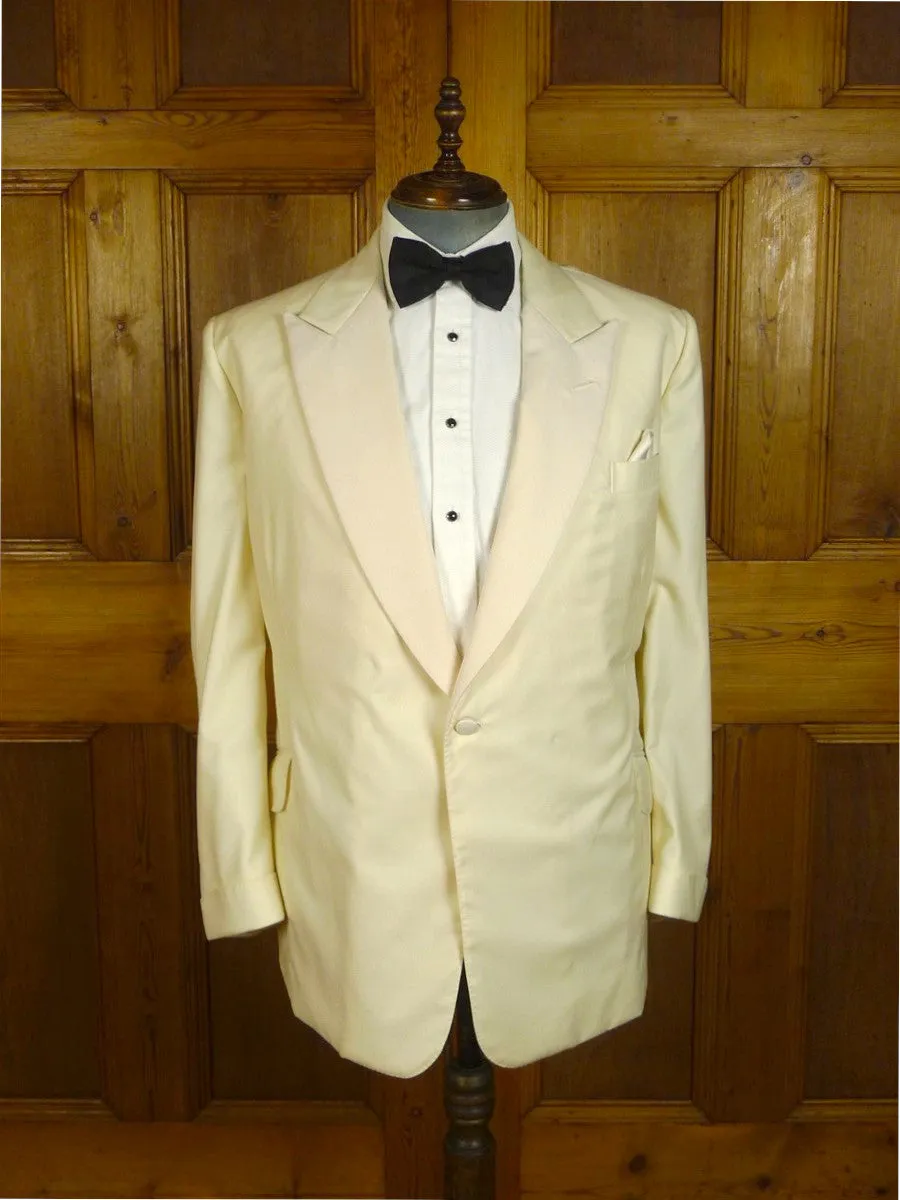 250724/028 immaculate 2020 kent haste savile row bespoke ivory dinner jacket w/ white grosgrain silk facings 50 regular