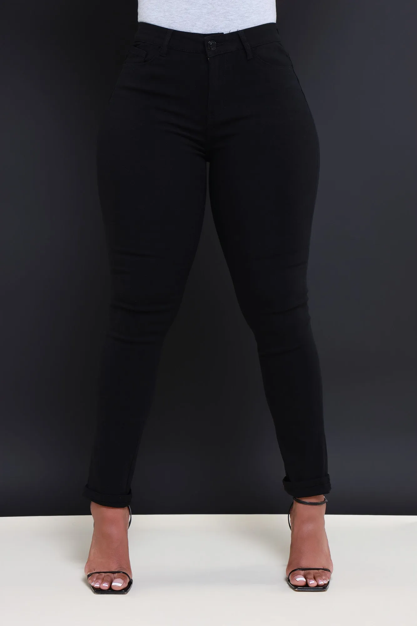 Blacklist Butt Lifting Mid Rise Stretchy Jeans - Black