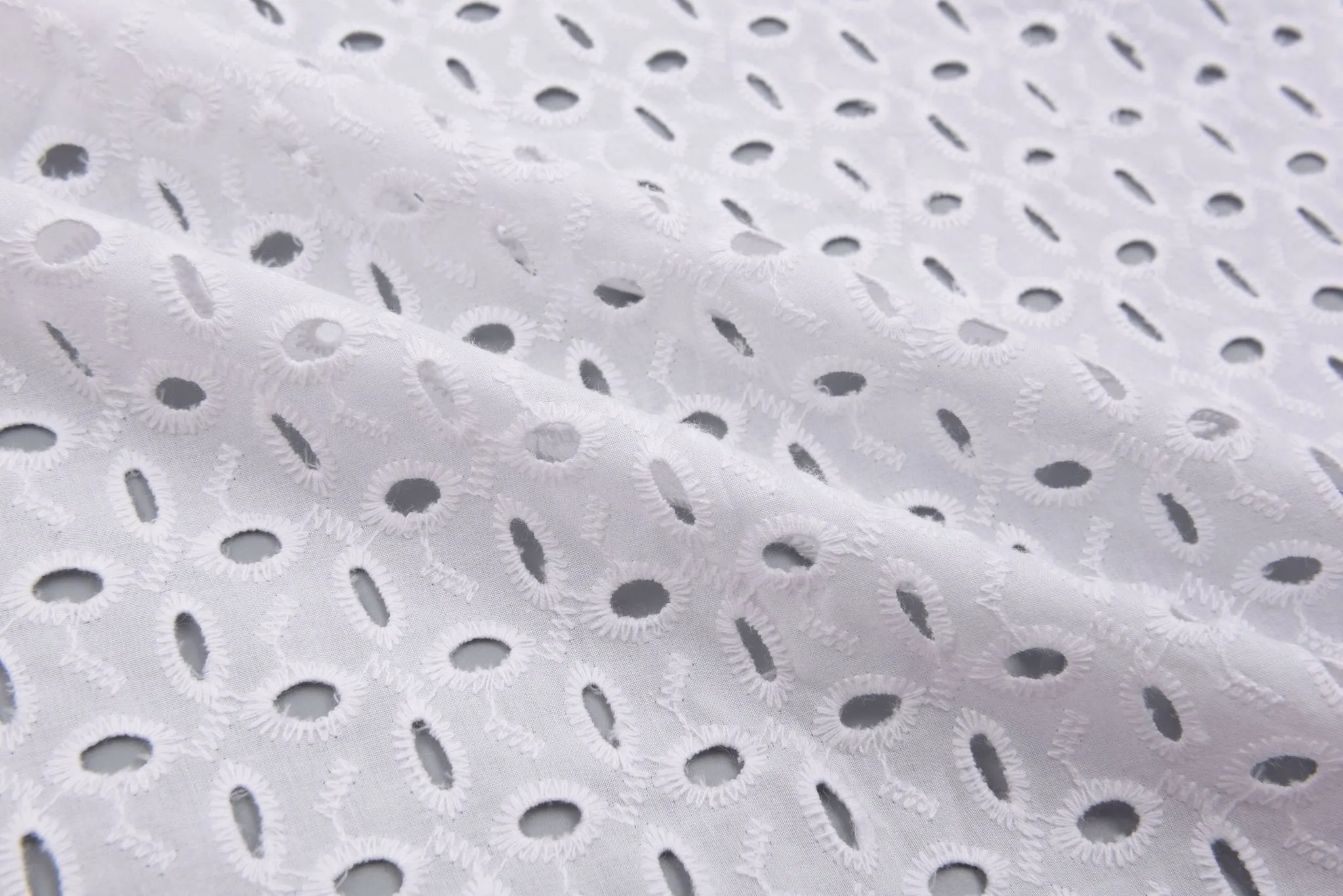 Eyelet Embroidery Natural and White Fabric - S1004