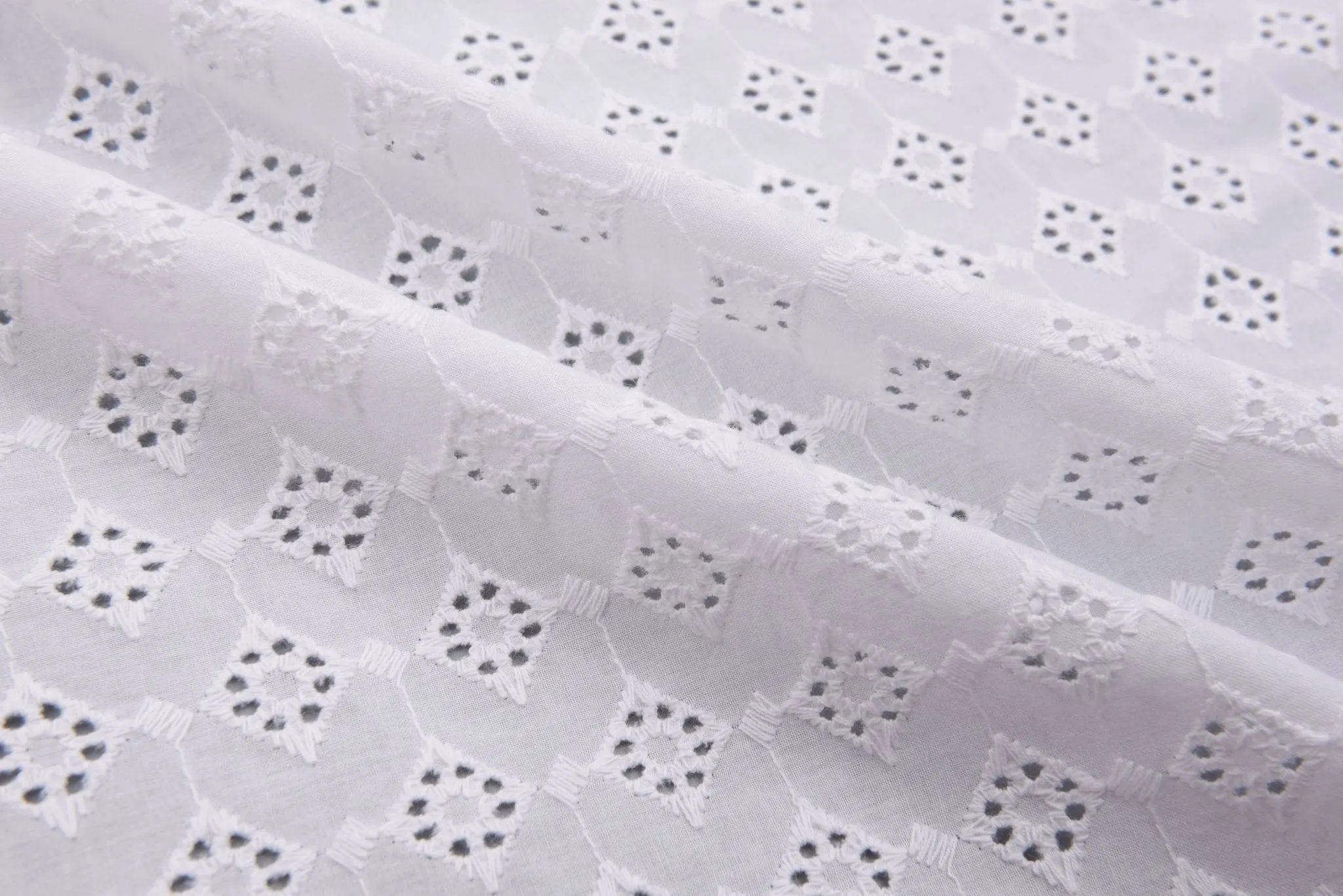 Eyelet Embroidery Natural and White Fabric - S1004