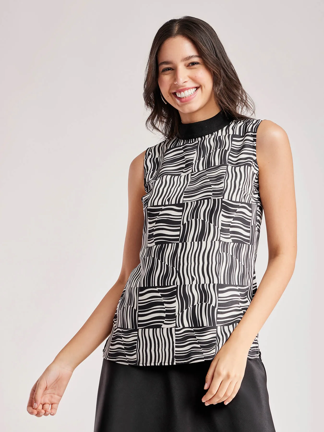 Geometric Print Sleeveless Top - Black And Off White