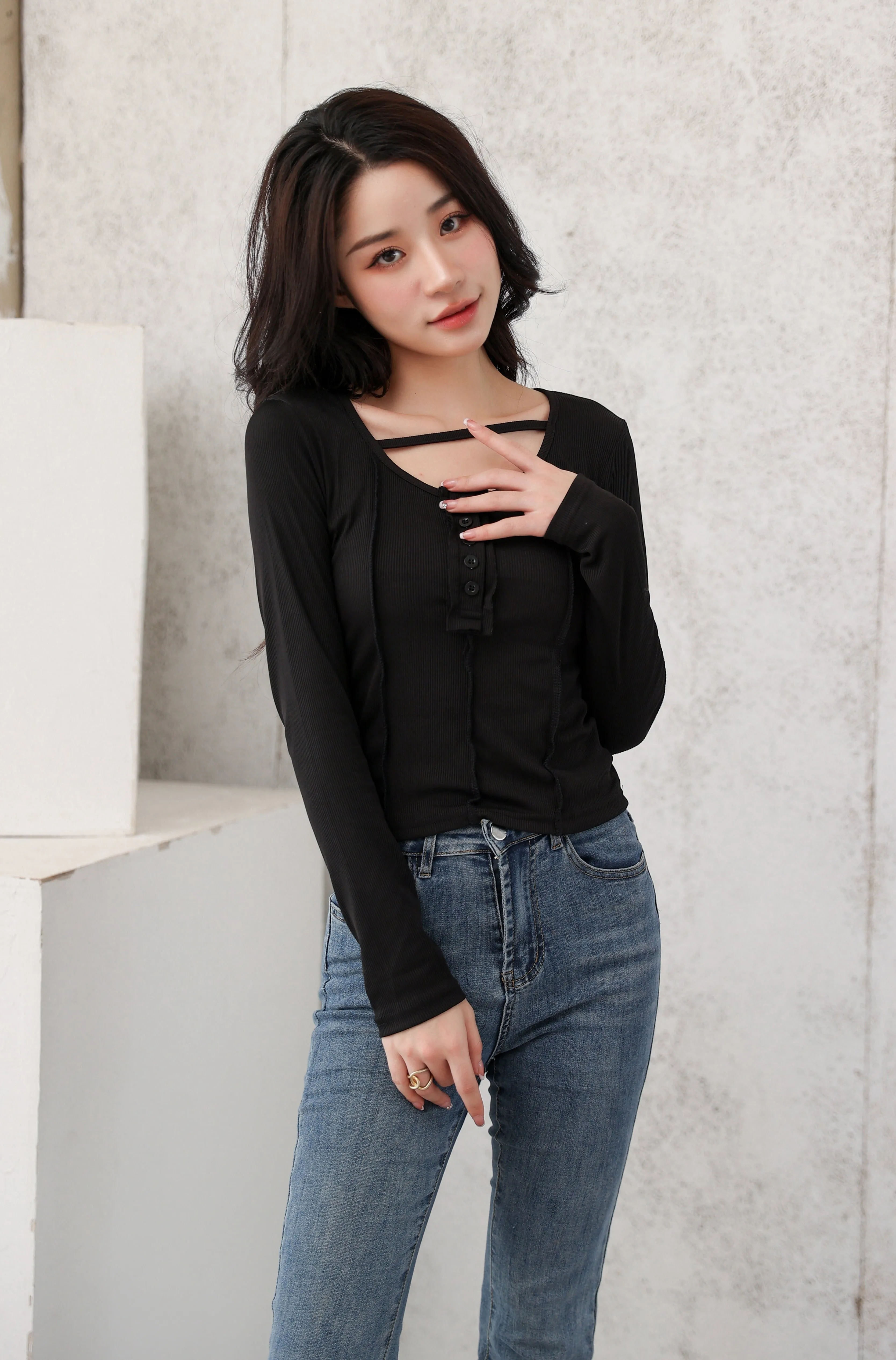 Henley Strap-Neck Patchwork Long Sleeve Crop Top