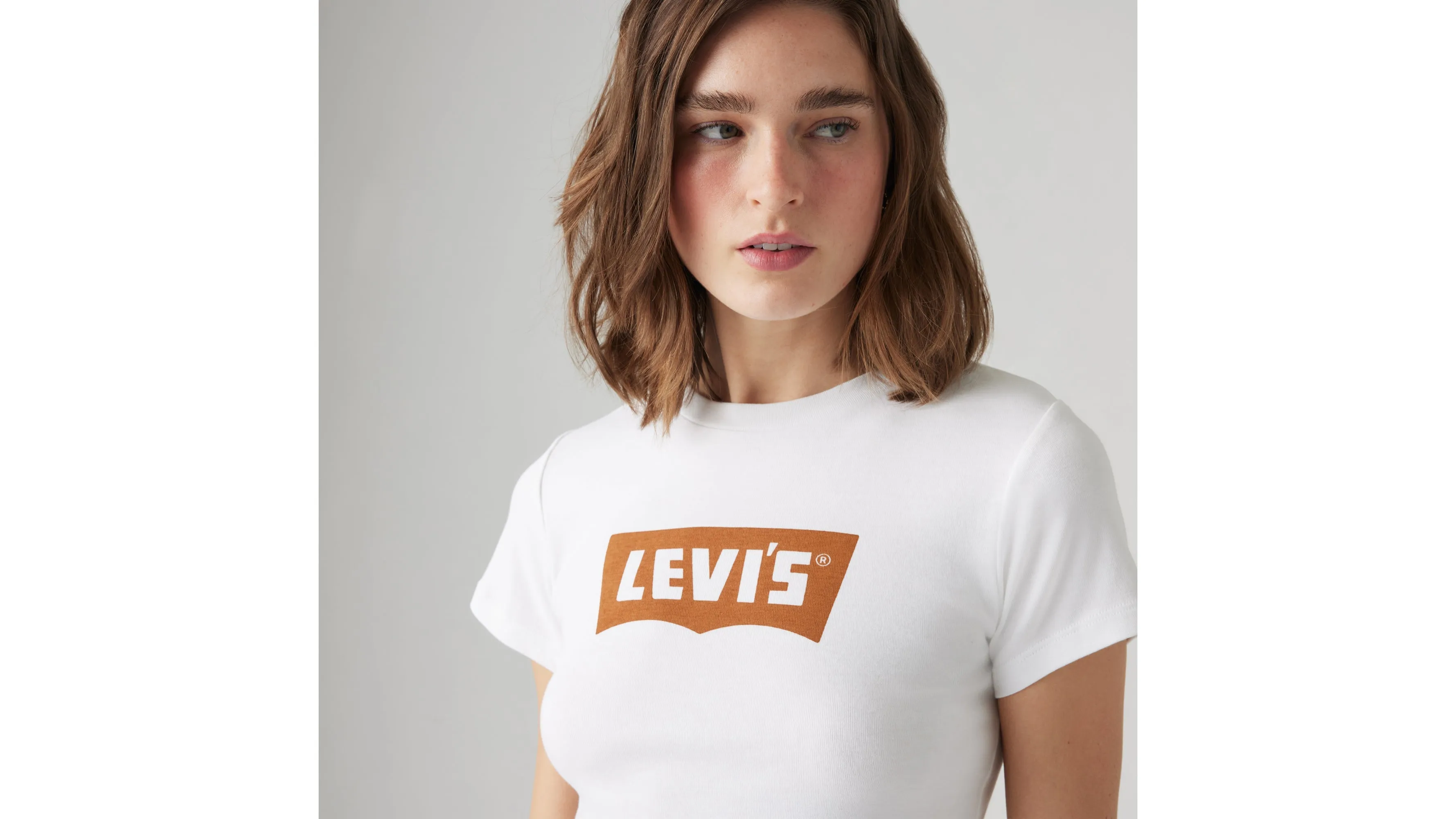 Levi's® Women's Graphic Essential Sporty Tee