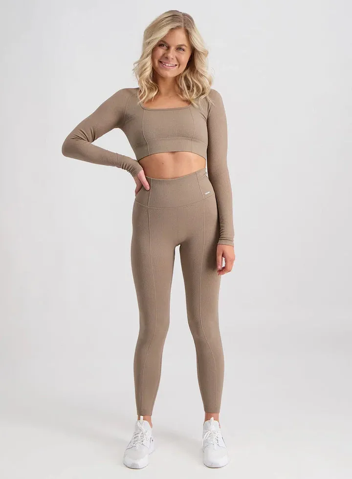 Luxe Seamless Crop Long Sleeve - Espresso