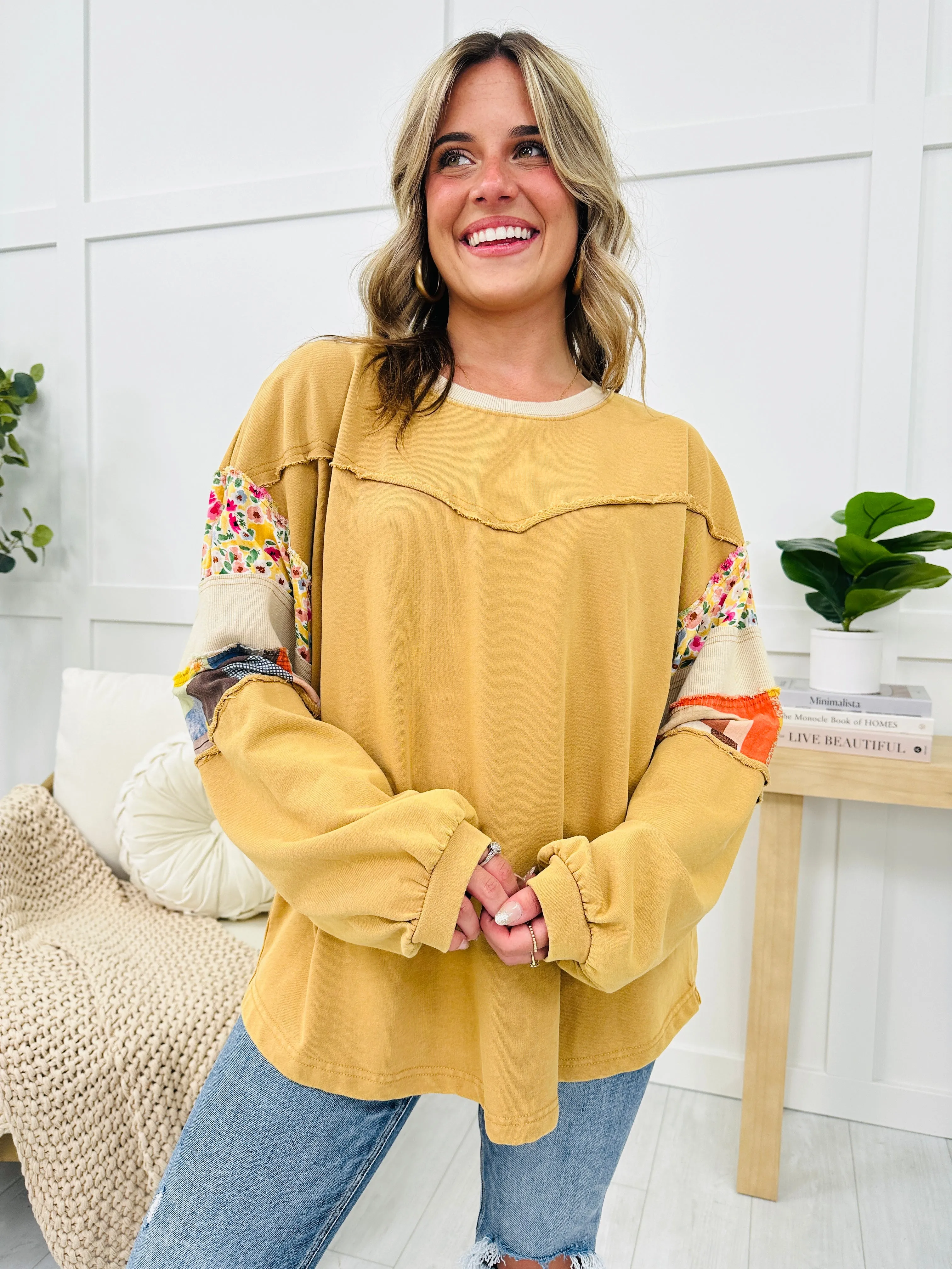 REG/CURVY Happy Go Lucky Pullover In Camel